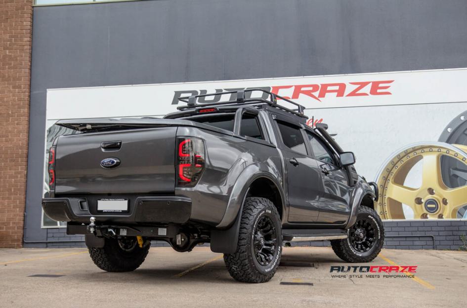 FORD-RANGER-VAPOR-MATTE-BLACK