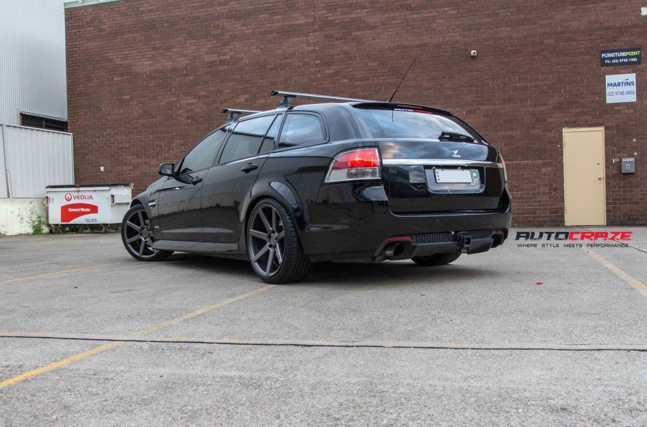 HOLDEN-COMMODORE-VERONA-MATTE-GUN-METAL