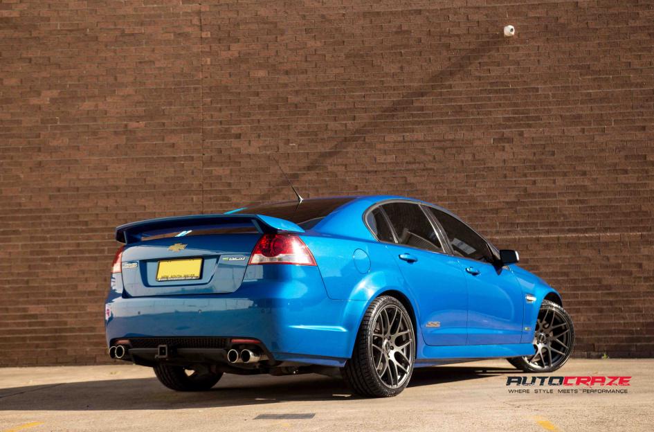 HOLDEN-COMMODORE-M-SPEC-GUN-METALLIC-MATTE