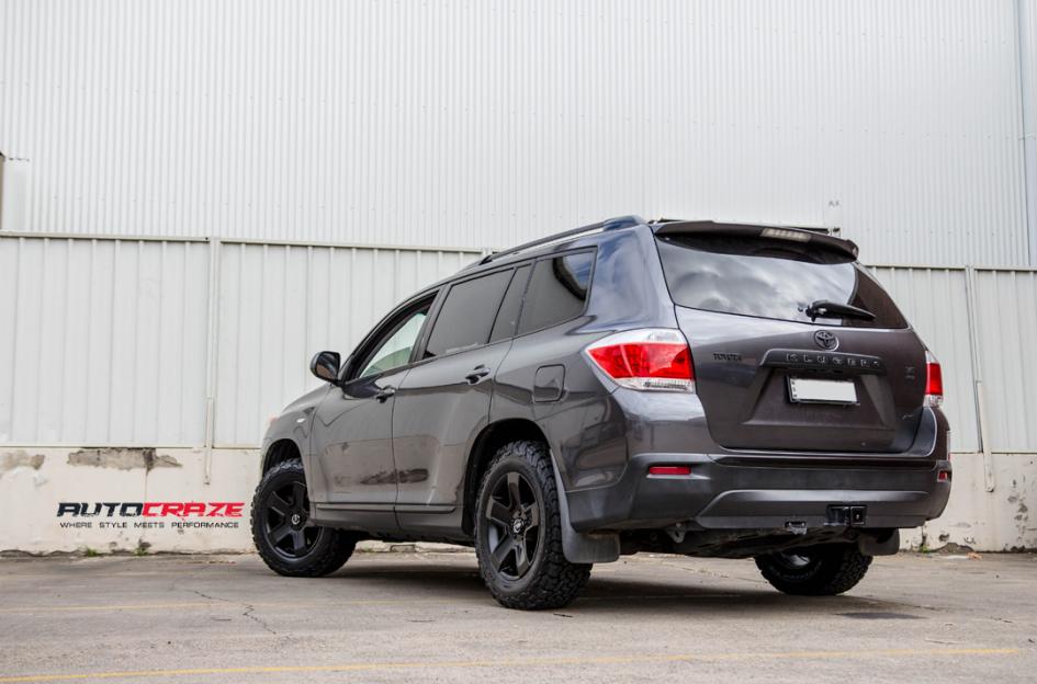 TOYOTA-KLUGER-EXILE-SATIN-BLACK