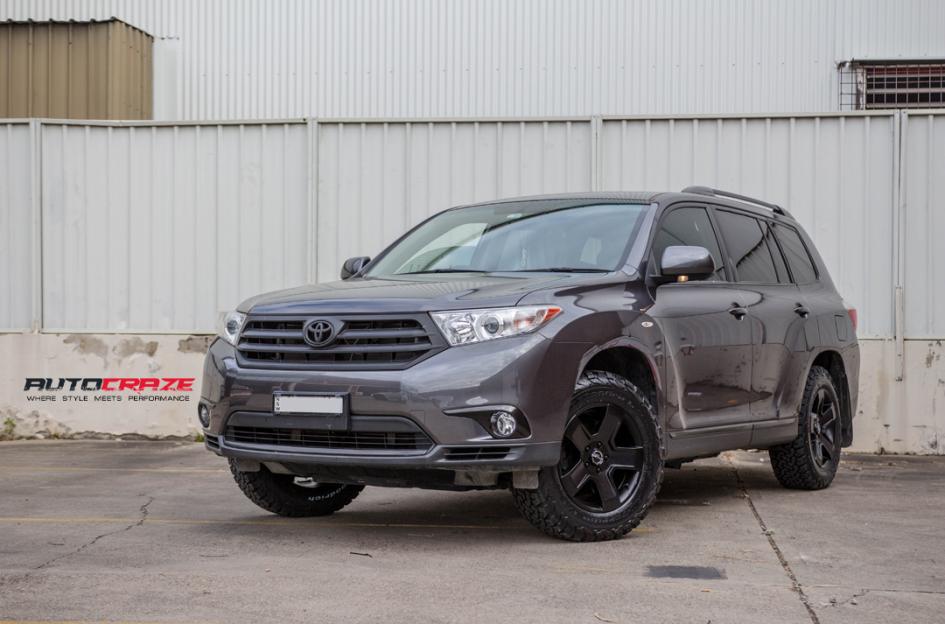 TOYOTA-KLUGER-EXILE-SATIN-BLACK