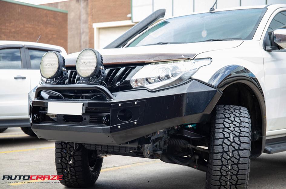 MITSUBISHI TRITON VECTOR MATTE BLACK