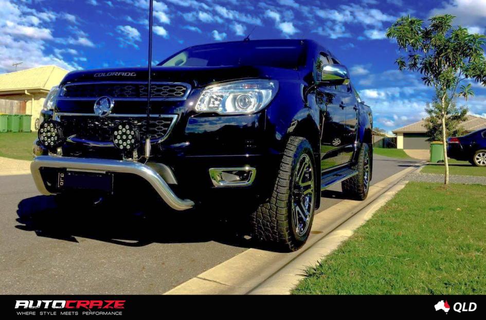 HOLDEN COLORADO T01 GLOSS BLACK MACHINED FACE WITH CHROME INSERTS