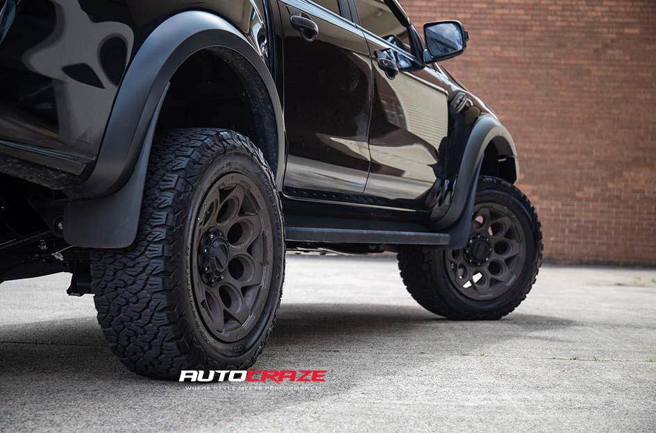 FORD RANGER RAPTOR GD08 METALLIC BRONZE BLACK LIP