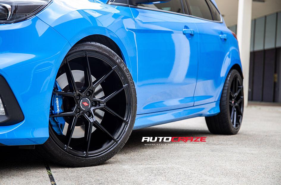 FORD FOCUS  5 STUD  IFG 39 BLACK