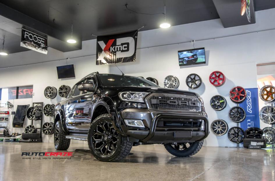 FORD RANGER ASSAULT GLOSS BLACK MILLED ACCENTS