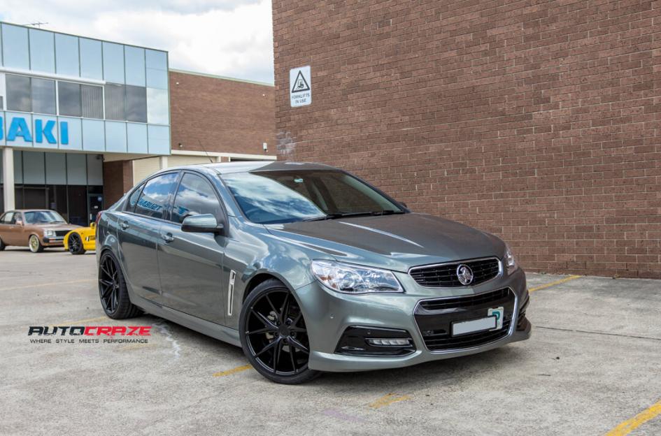 HOLDEN-COMMODORE-MISANO-MATTE-BLACK