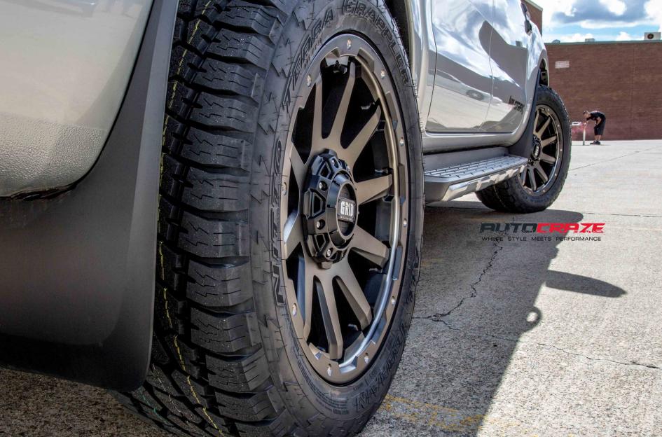 FORD RANGER GD05 BRONZE DARK TINT WITH MATTE BLACK