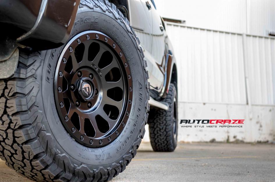 TOYOTA HILUX N70 4WD VECTOR MATTE BLACK