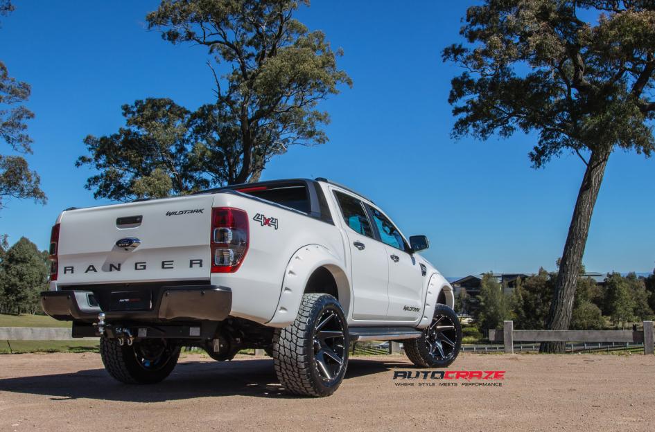 FORD-RANGER-VORTEX-GLOSS-BLACK-WITH-MILLING