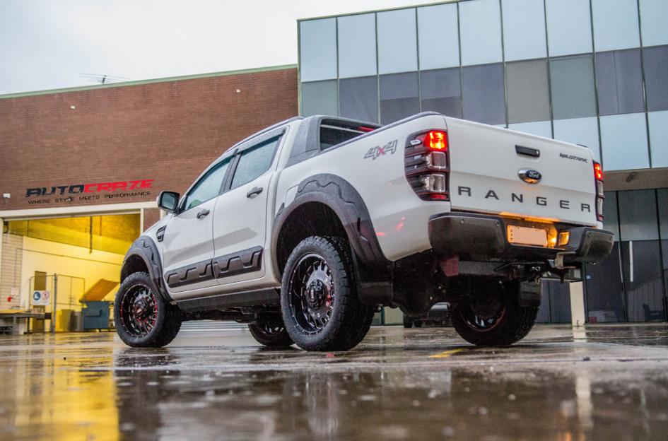 FORD RANGER GD03 GLOSS BLACK MILLED ACCENTS 6