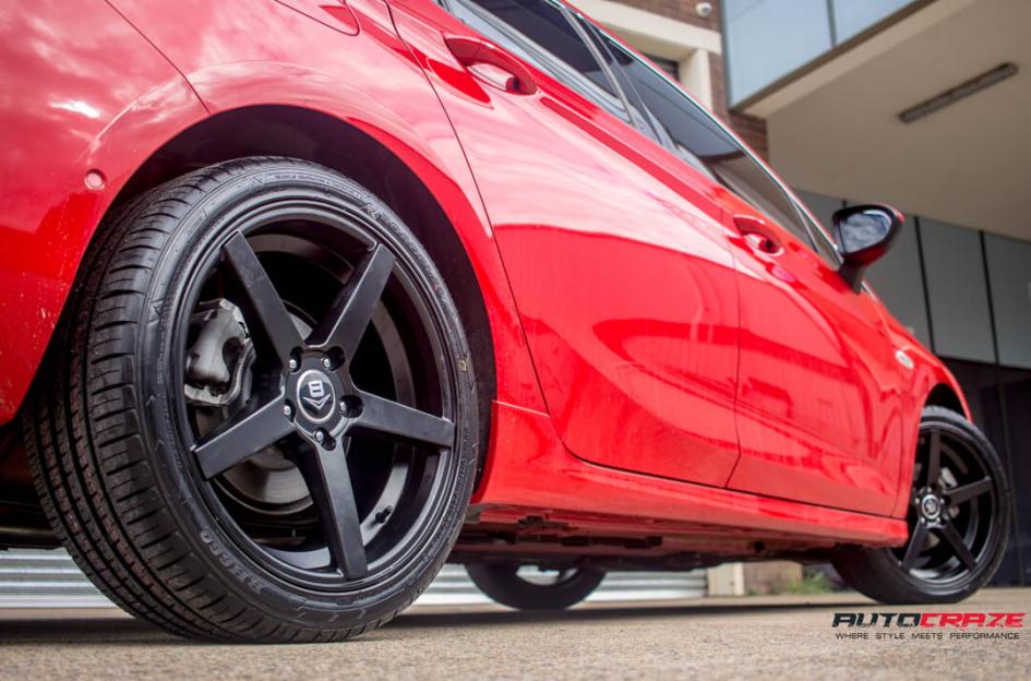 HOLDEN ASTRA  5 STUD  RACER MATTE BLACK
