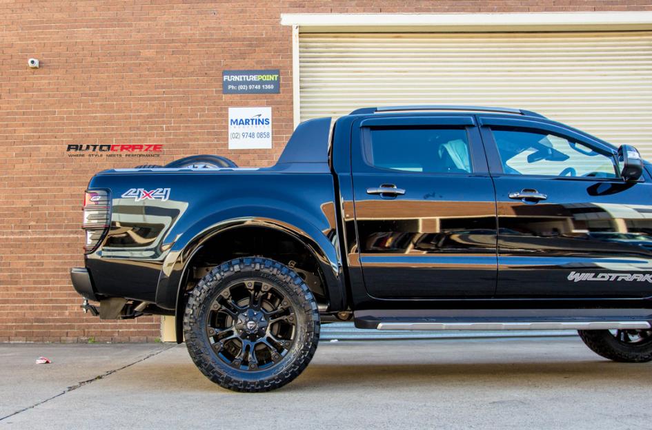 FORD-RANGER-VAPOR-MATTE-BLACK