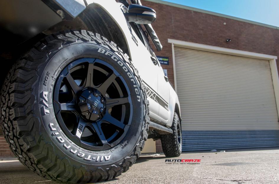 TOYOTA HILUX N80 4WD T05 SATIN BLACK