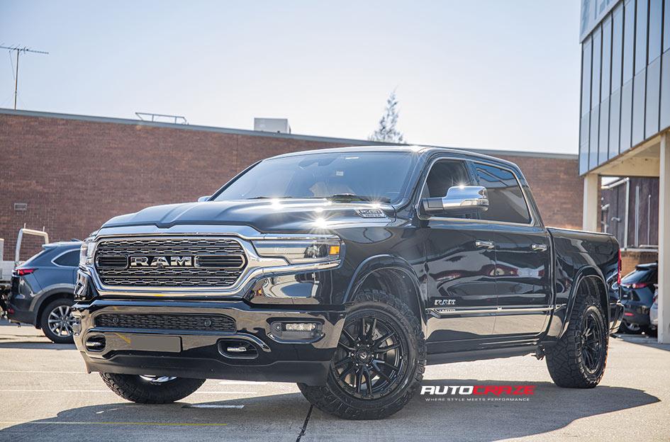 DODGE RAM REBEL MATTE BLACK