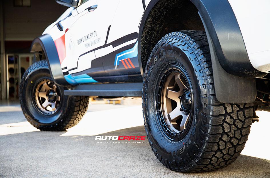 FORD RANGER RAPTOR BLOCK MATTE BRONZE BLACK RING