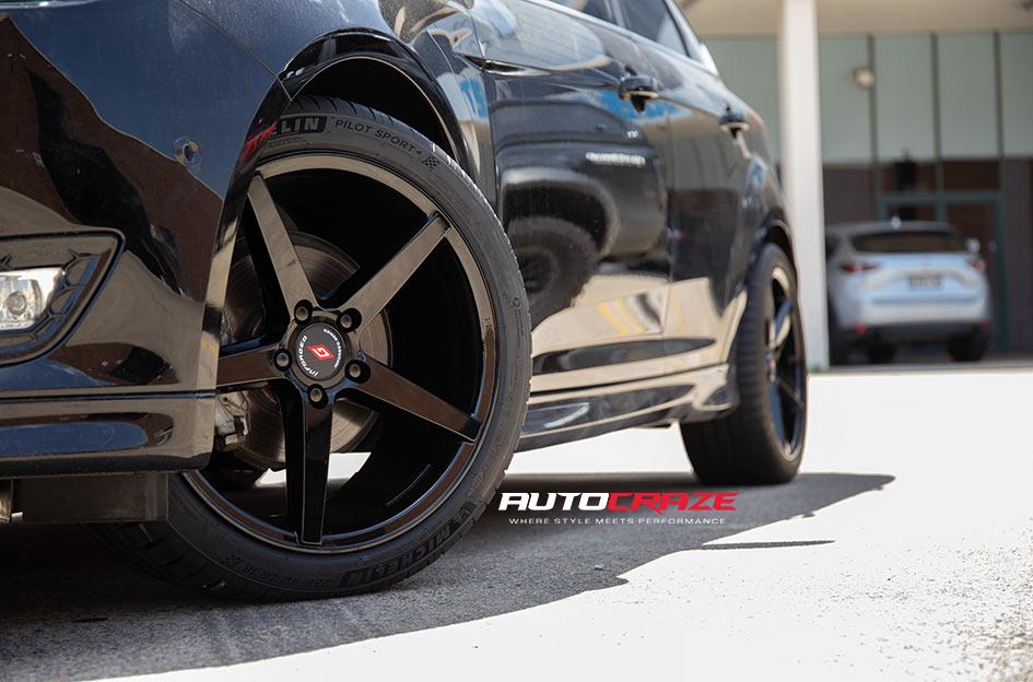 FORD FOCUS  5 STUD  IFG 8 FLAT BLACK