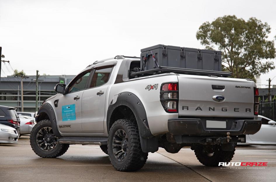 FORD-RANGER-ASSAULT-GLOSS-BLACK-MILLED-ACCENTS