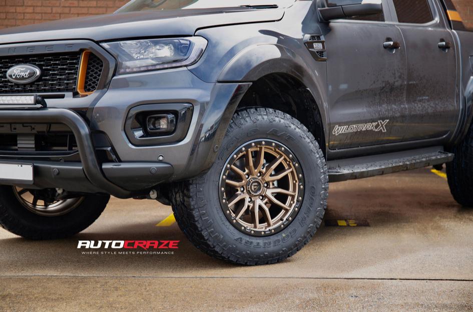 FORD RANGER COVERT BRONZE BLACK LIP