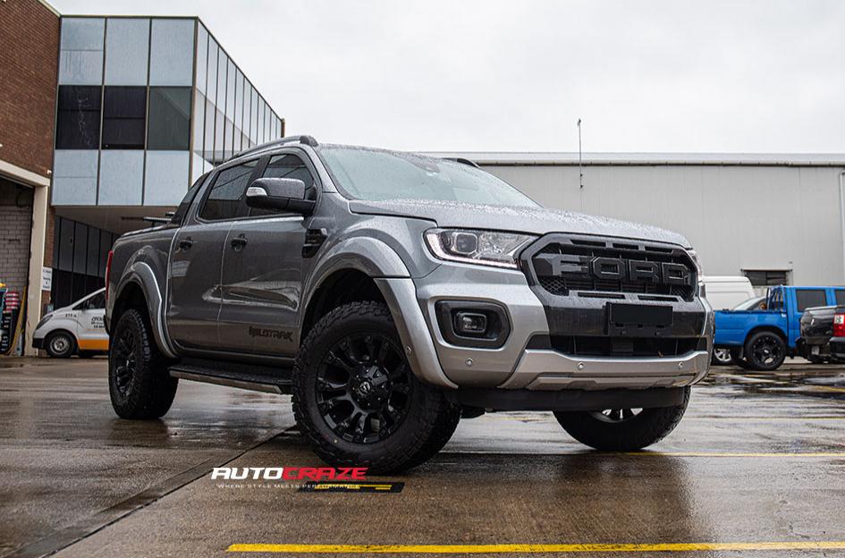 FORD-RANGER-VAPOR-MATTE-BLACK
