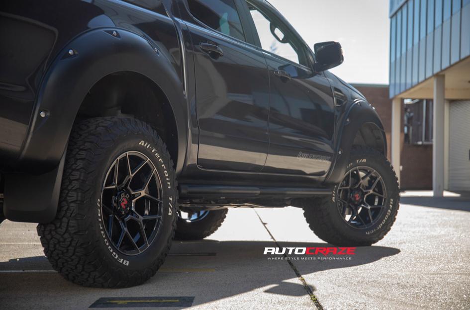 FORD RANGER SABBATH GLOSS BLACK TINTED FACE