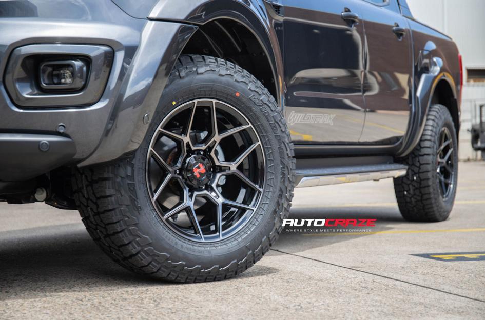 FORD RANGER SABBATH GLOSS BLACK TINTED FACE