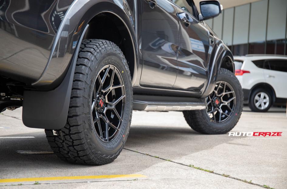 FORD RANGER SABBATH GLOSS BLACK TINTED FACE