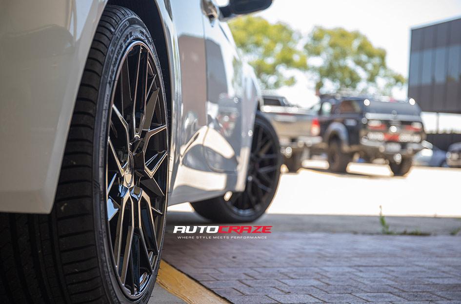HYUNDAI-VELOSTER-GAMMA-GLOSS-BLACK