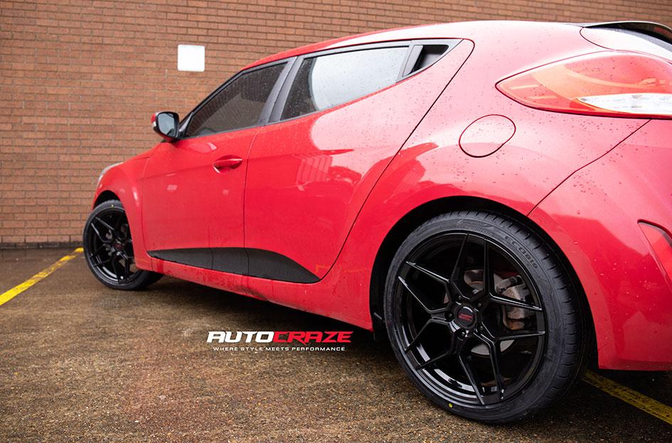 HYUNDAI VELOSTER DOMINATE MATTE BLACK
