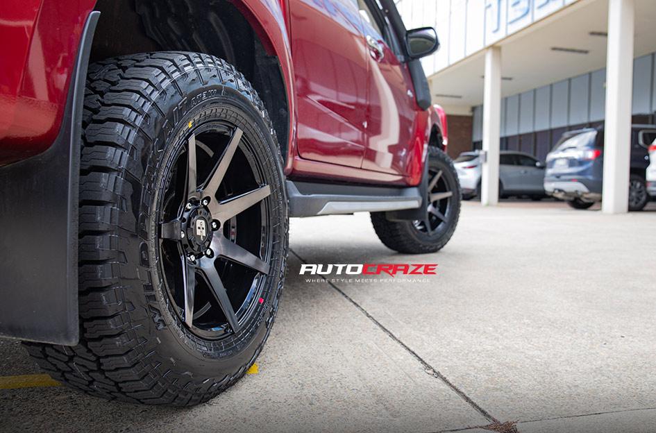 ISUZU DMAX AVALANCHE MATTE BLACK GREY FACE
