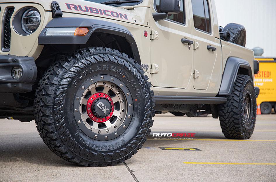 JEEP GLADIATOR FMJ XD SATIN BLACK WITH DARK TINT