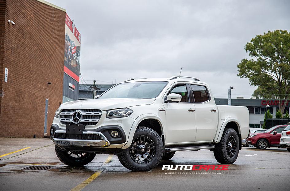 MERCEDES X CLASS CLIFF MATTE BLACK 