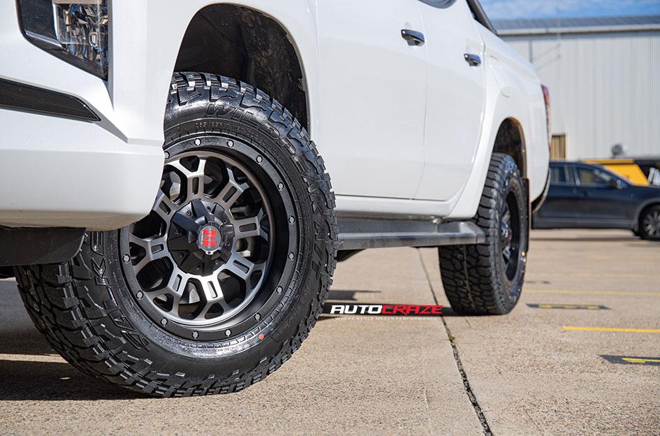 MITSUBISHI TRITON RAMAZAN BLACK MACHINED