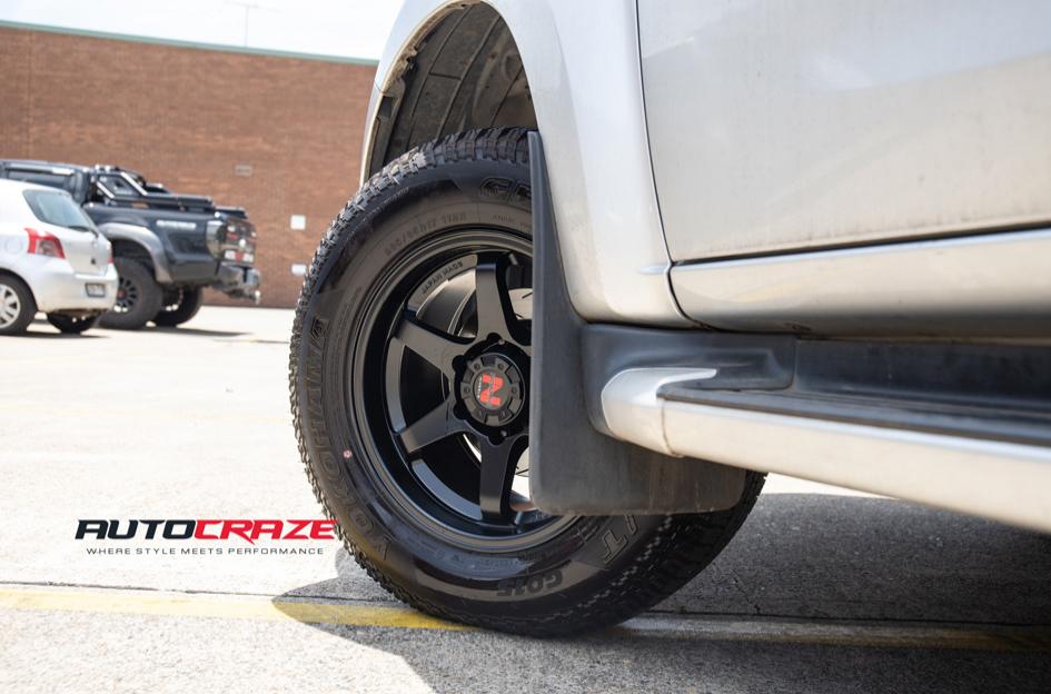 ISUZU DMAX PROSECUTOR MATTE BLACK