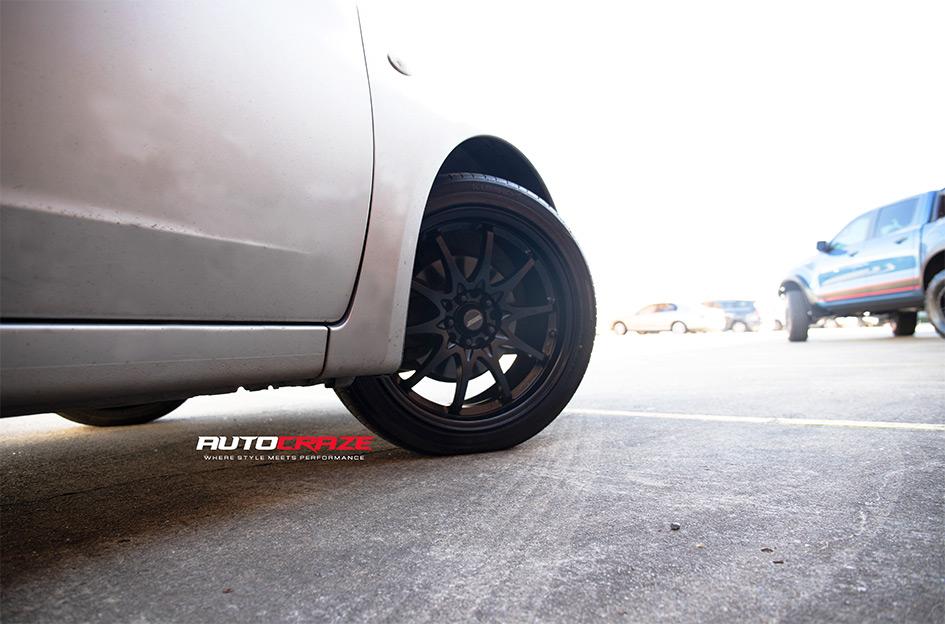 SUBARU IMPREZA ROTATE MATTE BLACK 