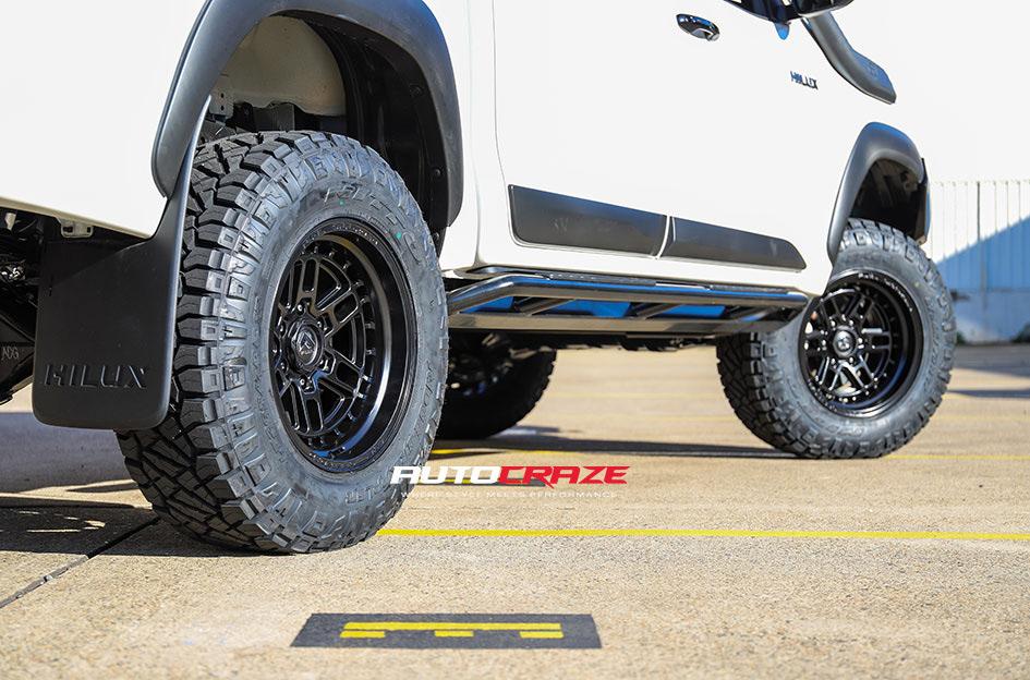 TOYOTA HILUX N80 RUGGED X NITRO MATTE BLACK