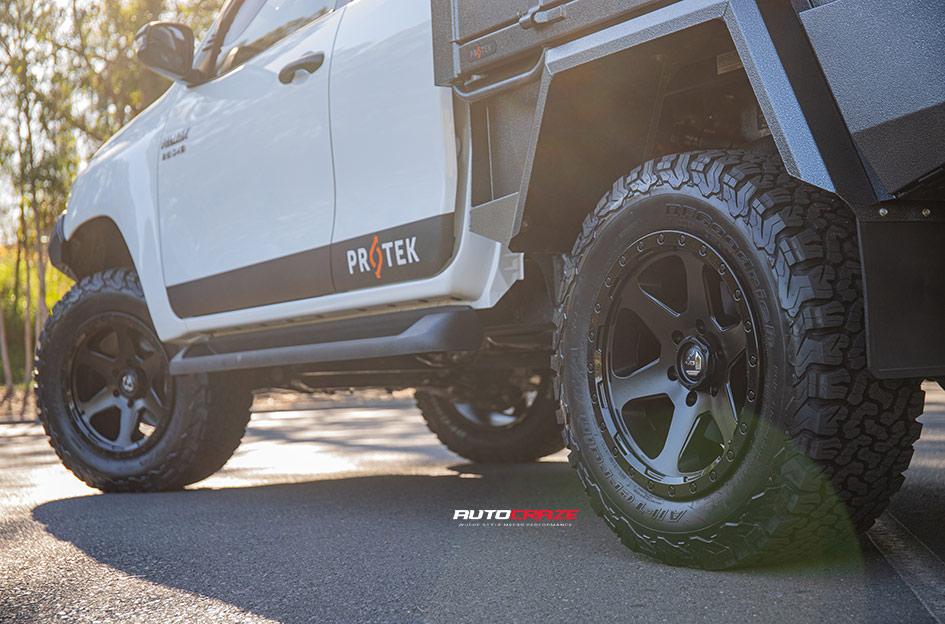 TOYOTA HILUX N80 RUGGED X RIPPER MATTE BLACK