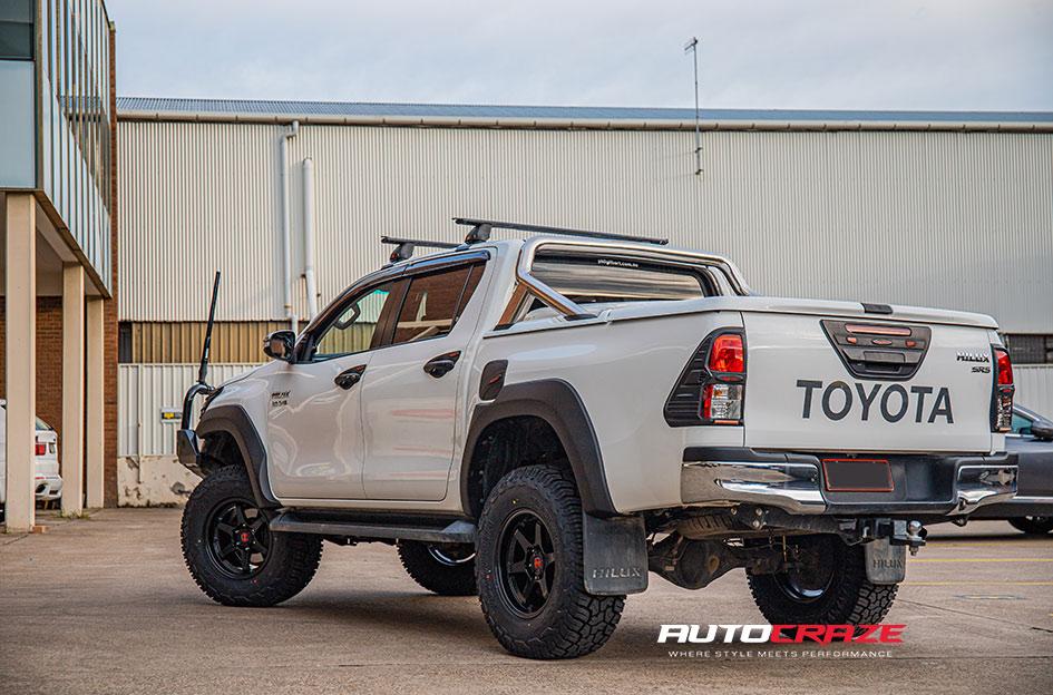 TOYOTA HILUX N80 4WD PROSECUTOR MATTE BLACK