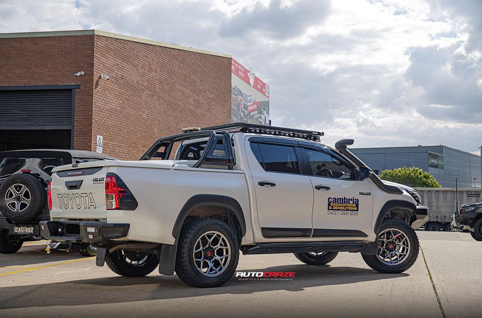 TOYOTA HILUX 4WD SABBATH HYPERBLACK