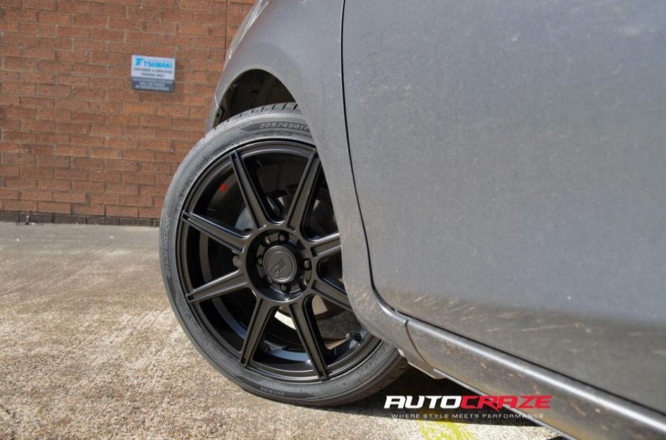 TOYOTA YARIS MR142 SATIN BLACK