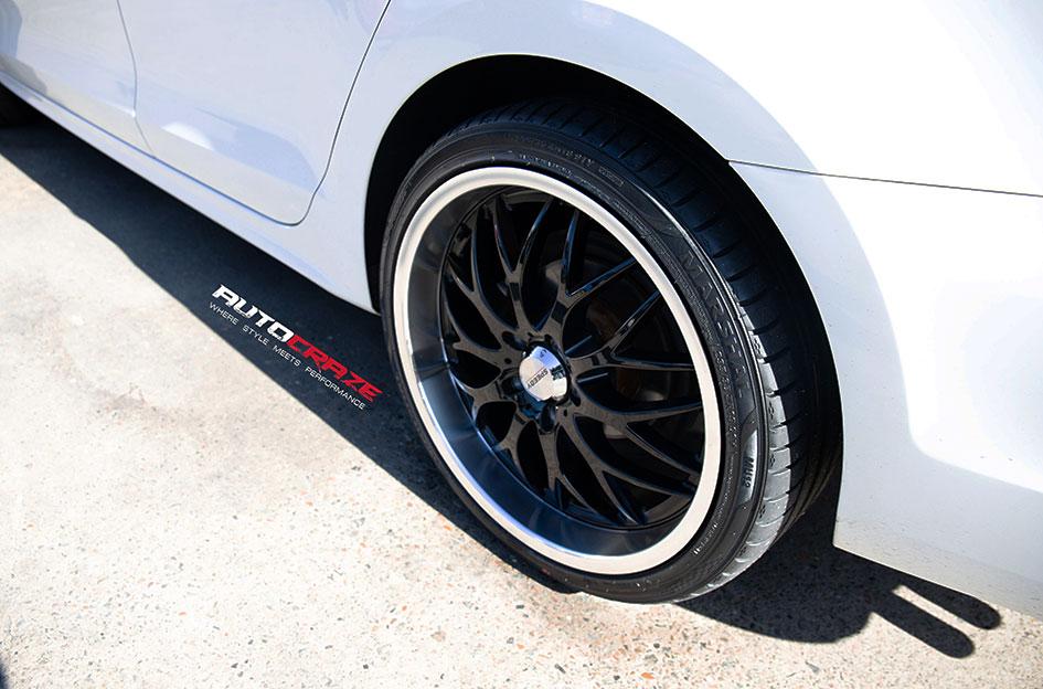 VOLKSWAGEN GOLF CHEETAH GLOSS BLACK POLISH LIP