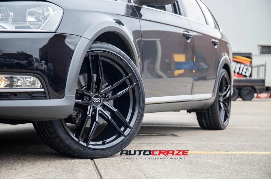 VOLKSWAGEN PASSAT SQ32 OSAKA MATTE BLACK 