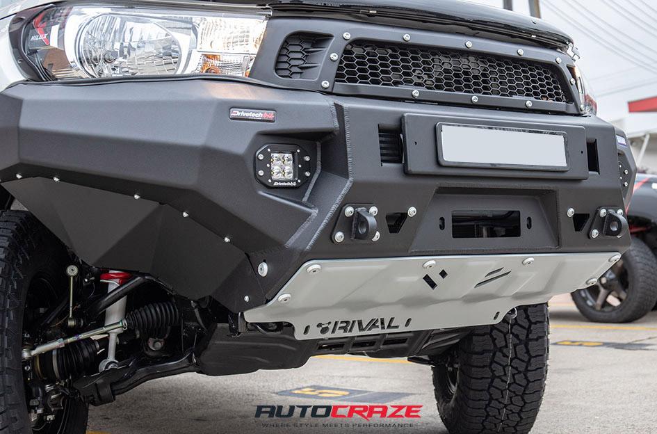TOYOTA HILUX N80 4WD MO970 SATIN BLACK MILLED ACCENTS