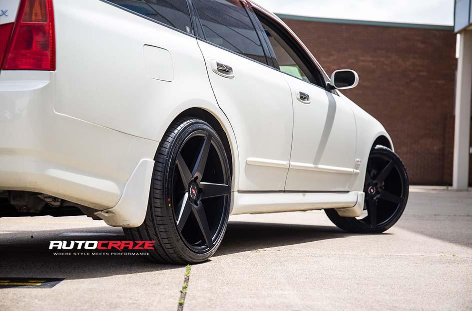NISSAN STAGEA IFG3 FLAT BLACK