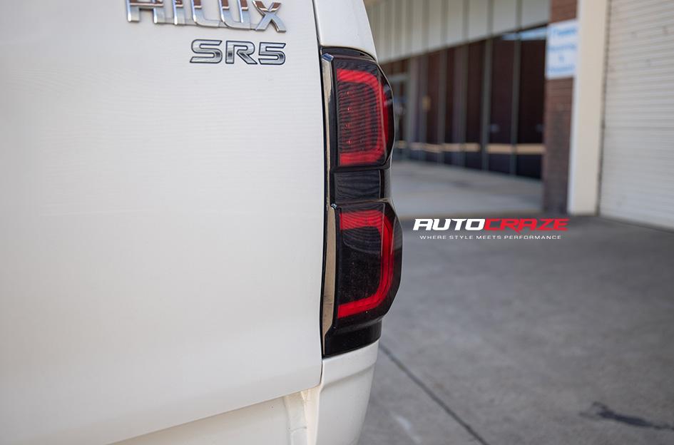 TOYOTA HILUX N70 4WD BLADE  OR GLOSS BLACK MILLED