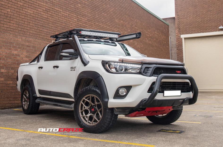 TOYOTA HILUX N80 4WD SABBATH BRONZE