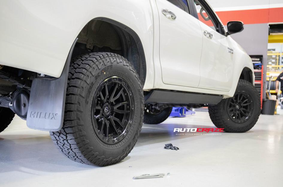TOYOTA HILUX N80 4WD TECH MATTE BLACK