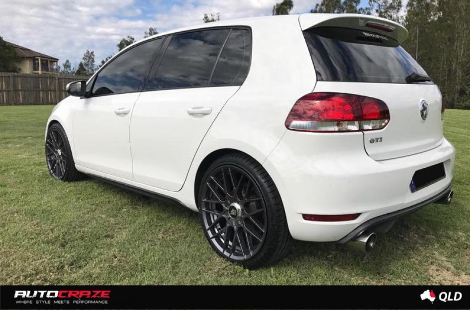 VOLKSWAGEN GOLF RSE MATTE GUN METAL