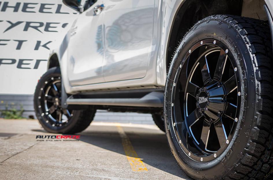 TOYOTA HILUX N80 4WD MO962 GLOSS BLACK