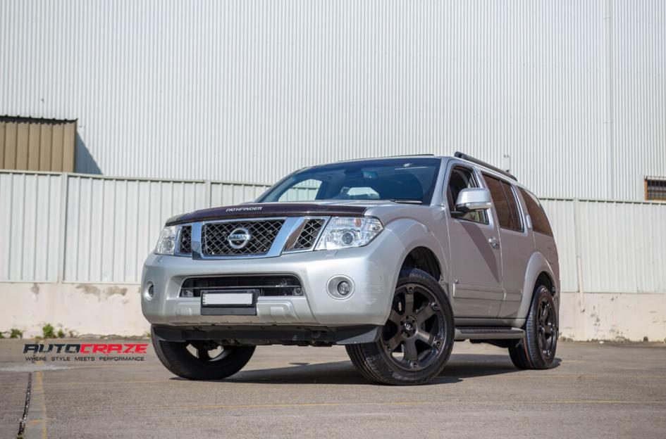 NISSAN PATHFINDER BEAST BLACK   MACHINED WITH DARK TINT